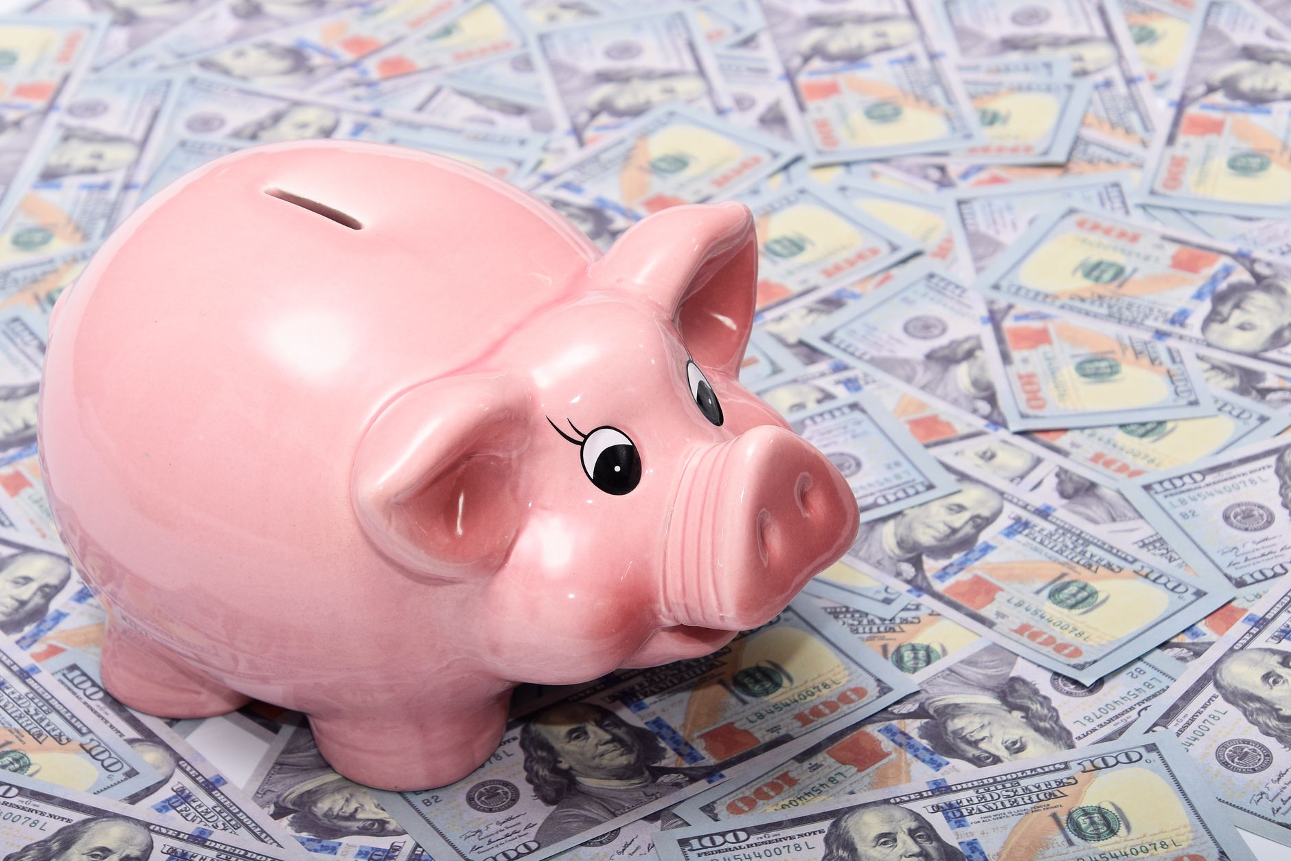 Piggy bank representing simple interest savings and deposit growth
